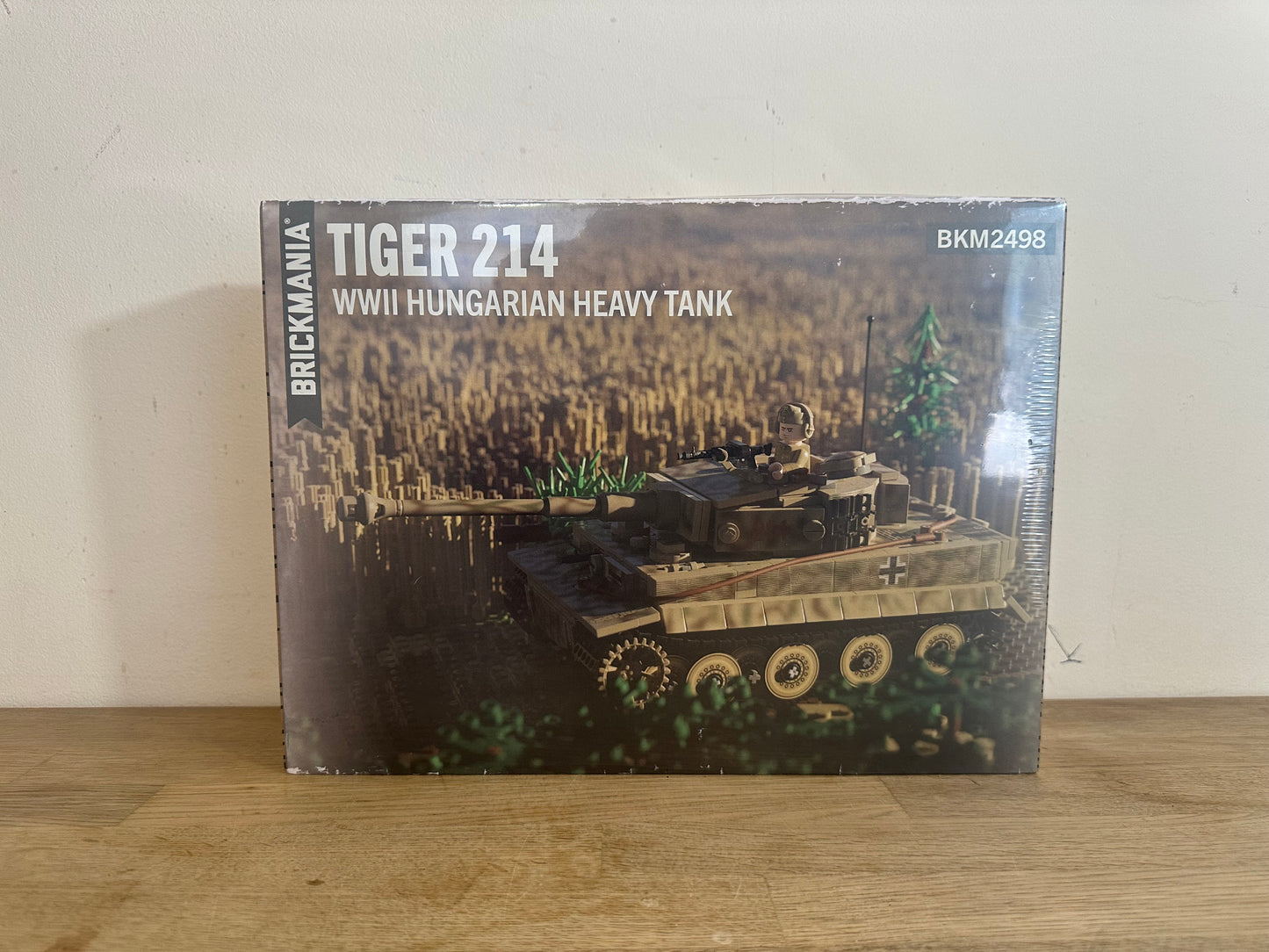 Brickmania Tiger 214 WWII Hungarian Heavy Tank