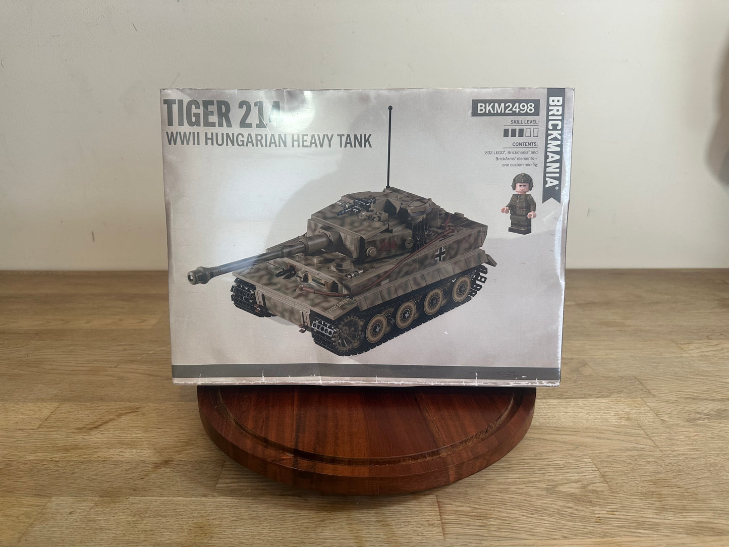 Brickmania Tiger 214 WWII Hungarian Heavy Tank