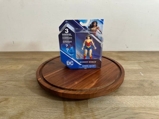 DC Wonder Woman 3 Surprise Accessories Inside!