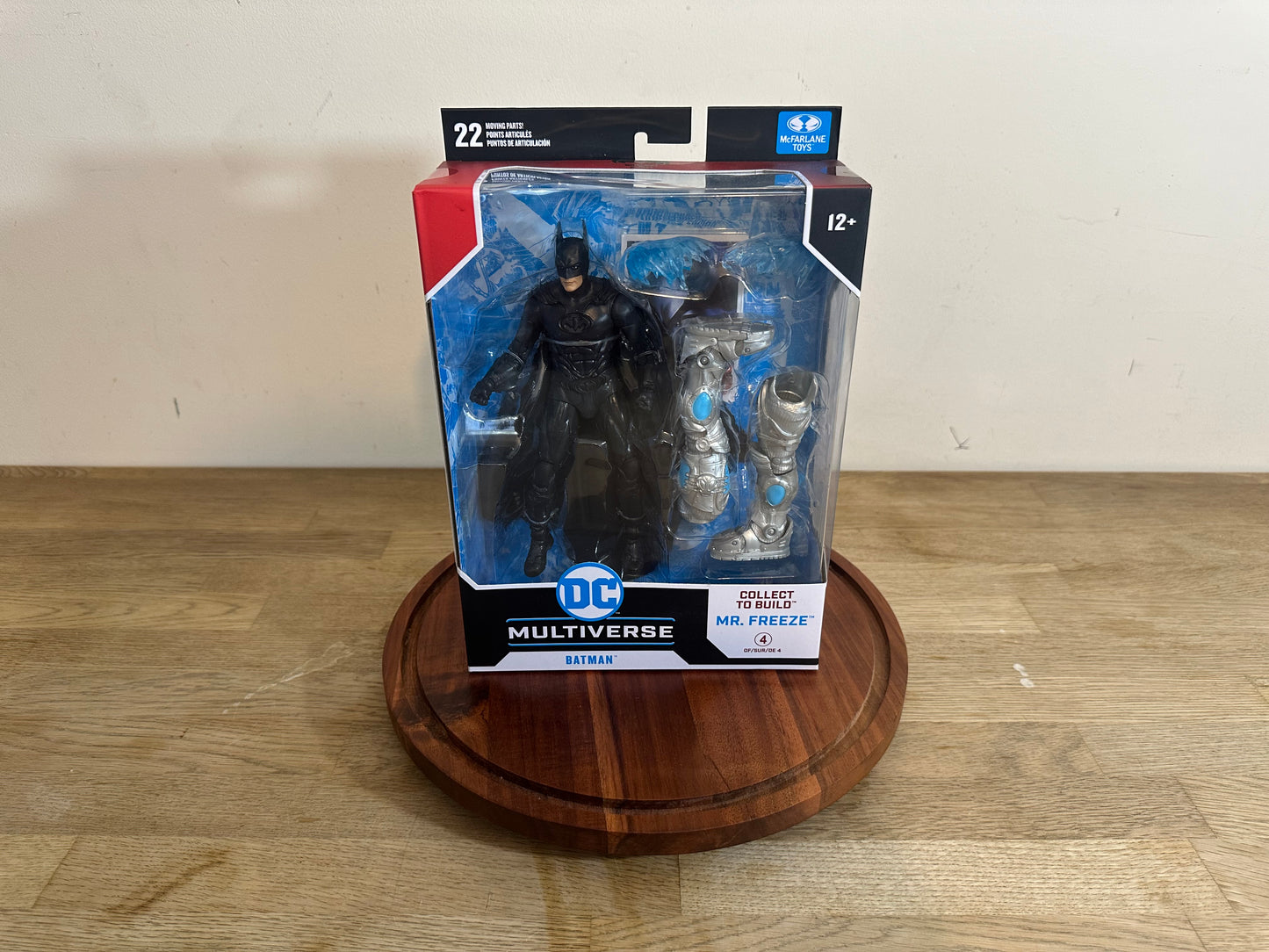 DC Multiverse Batman Collect To Build Mr. Freeze