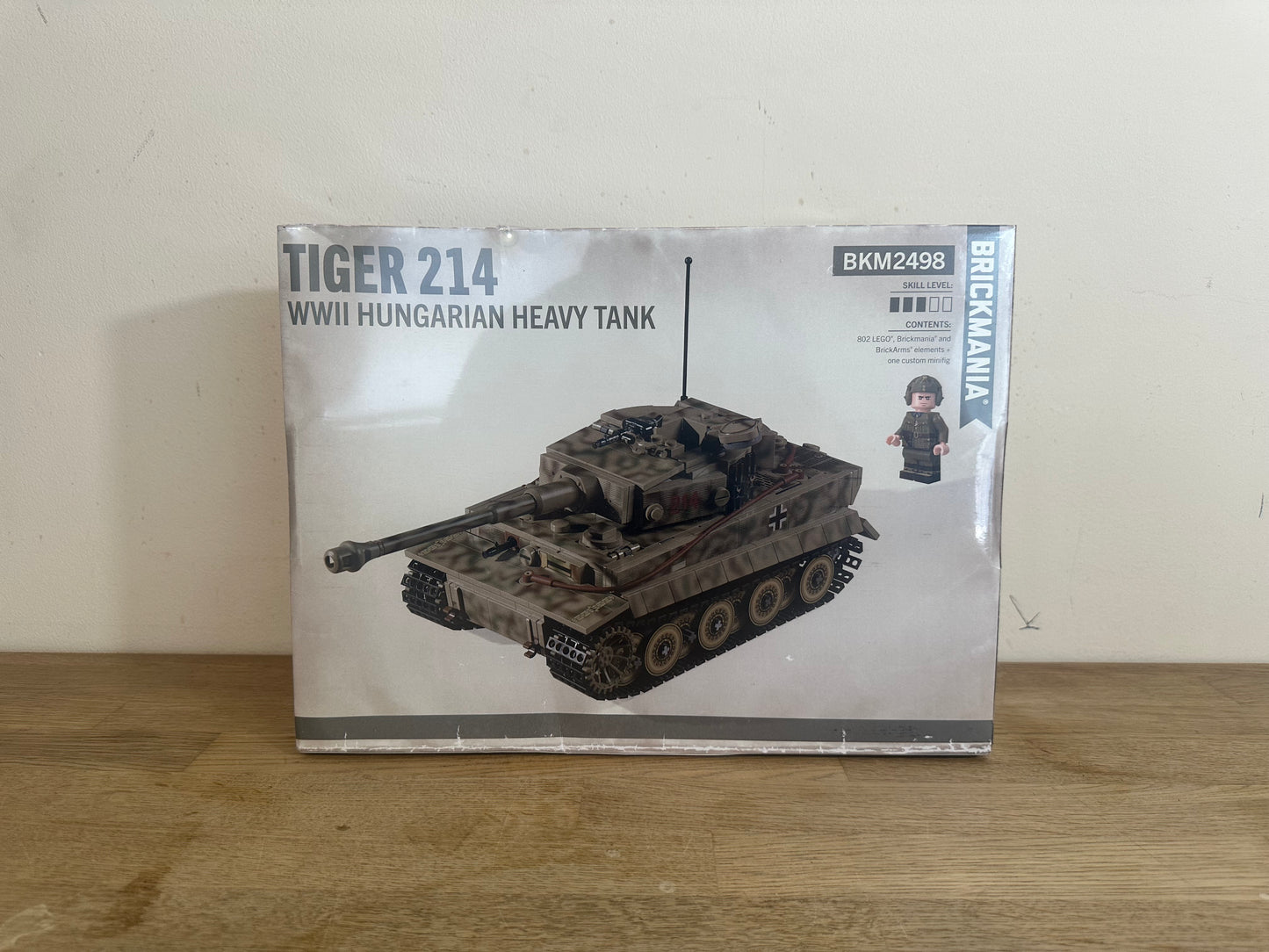 Brickmania Tiger 214 WWII Hungarian Heavy Tank