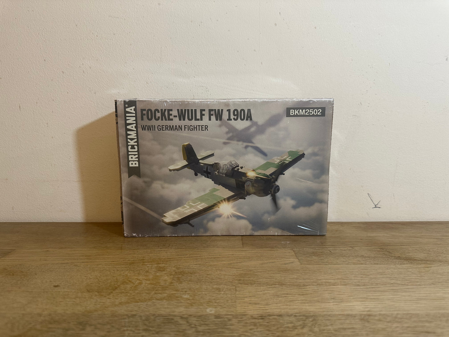 Brickmania Focke-Wulf FW 190A WWII  German Fighter